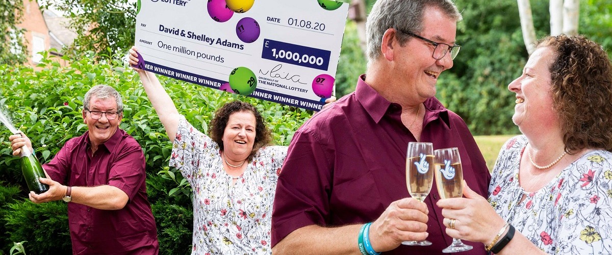 Dopo aver perso il lavoro, vince un milione all'UK Lotto
