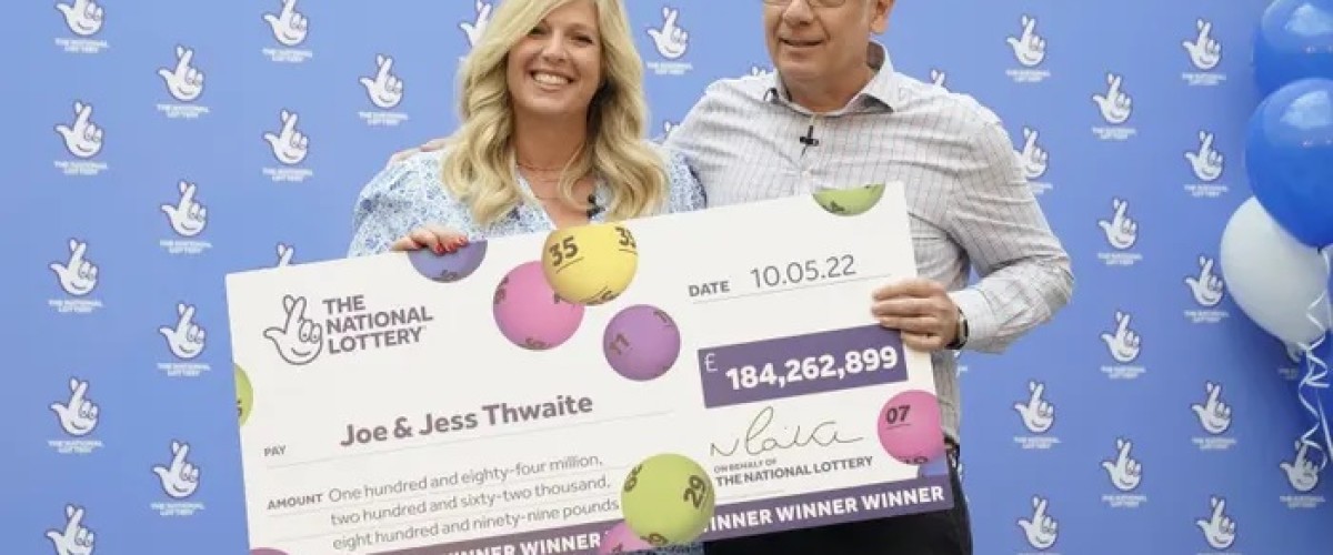 Ecco i vincitori dell'EuroMillions, incassano il jackpot record da 184 milioni di sterline 