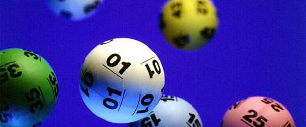 Milano, prese tre schedine uguali da 60 mila al 10 e Lotto. Ruota di Napoli d'oro al Lotto