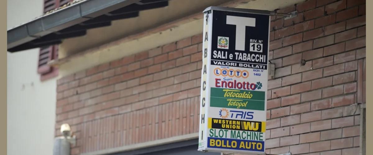 Mamma di Cesena ritira un premio da 349 mila al Superenalotto vinto 3 mesi fa!