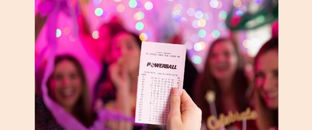 Australia, coppia dimentica per giorni un biglietto vincente al Powerball da 13 milioni