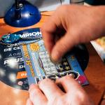 Donna dell'Ohio supera la vincita di $1 milione del marito con una vincita di $5 milioni