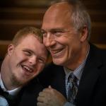 Padre e figlio del Massachusetts vincono rispettivamente $700,000 e $100,000 in un'unica estrazione della lotteria Mass Cash