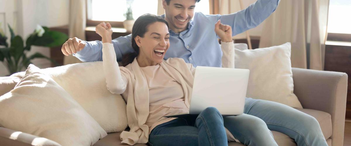 Fratelli della Carolina del Nord dividono una vincita alla lotteria di $200,000 grazie a un "patto" fatto anni fa