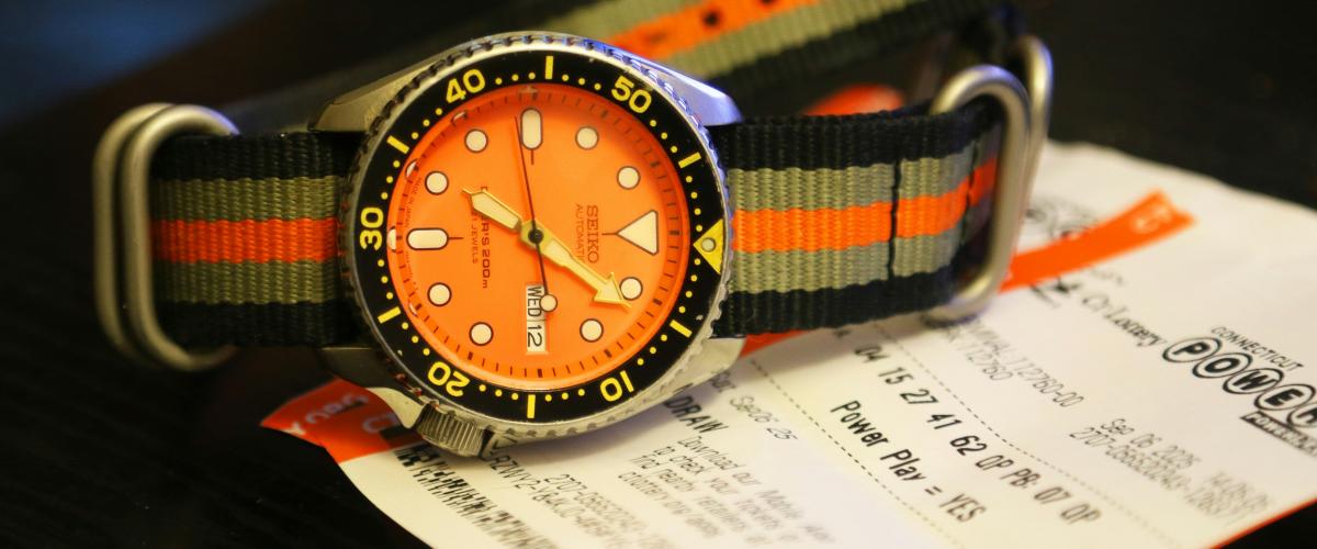 Un uomo del Michigan vince il montepremi record di 32,9 milioni di dollari alla Lotto 47 con numeri che ha usato per 20 anni